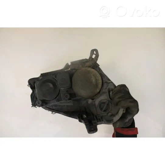 Opel Astra H Lampa przednia 