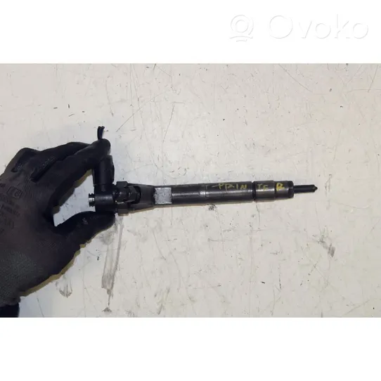 Mercedes-Benz Sprinter W901 W902 W903 W904 Fuel injector 