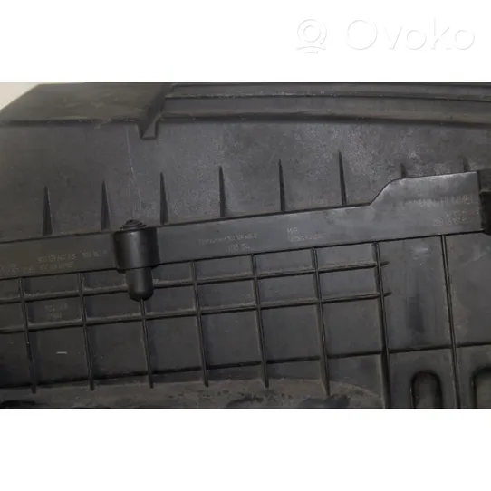 Audi A3 S3 8P Air filter box 3C0129607AS