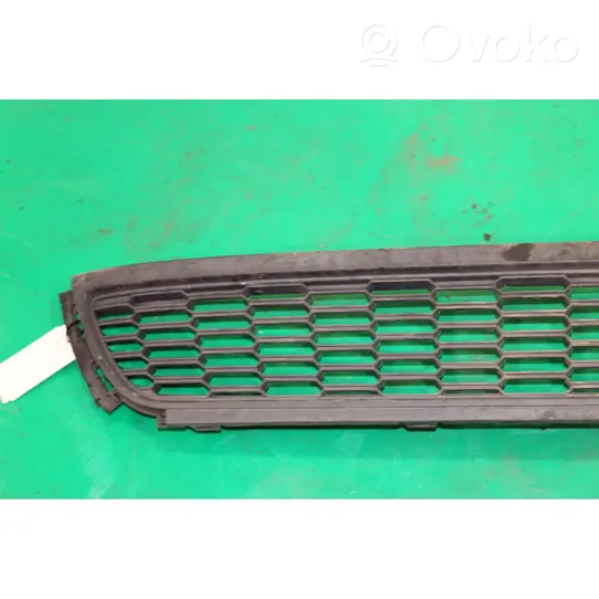 Volkswagen Polo V 6R Grille de calandre avant 