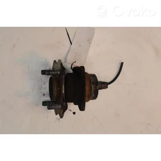 Toyota Yaris Rear wheel hub 