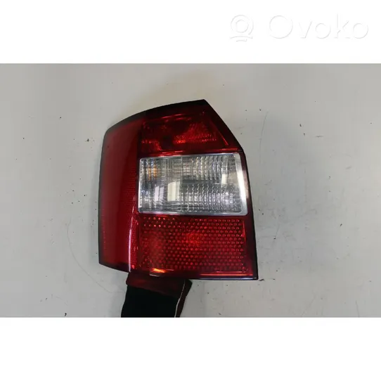 Audi A4 S4 B7 8E 8H Lampa tylna 