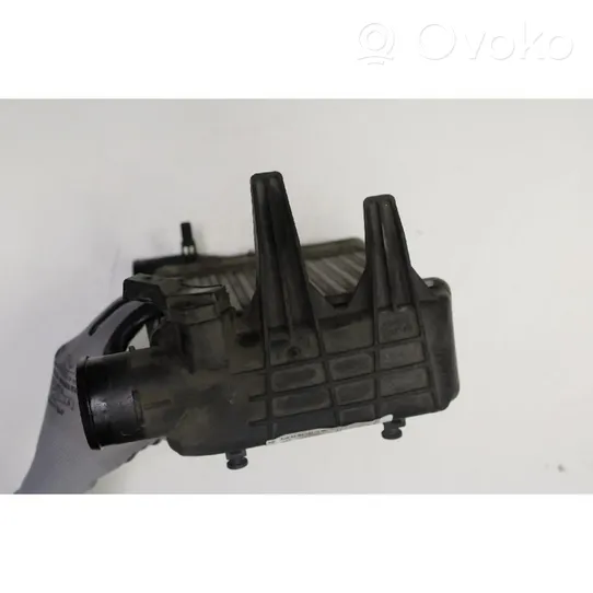 Audi A4 S4 B7 8E 8H Chłodnica powietrza doładowującego / Intercooler 