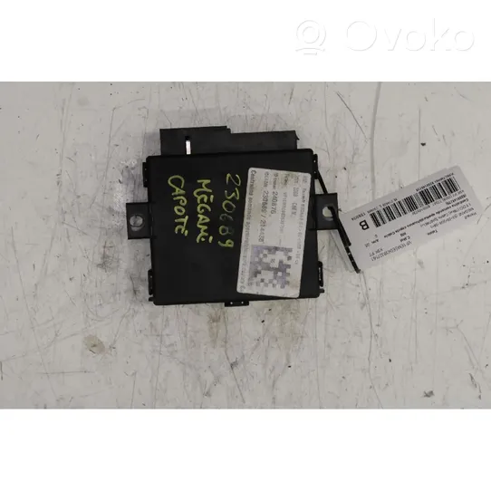 Renault Megane II Door central lock control unit/module 