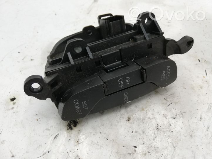 Chevrolet Captiva Steering wheel buttons/switches 96866026080610