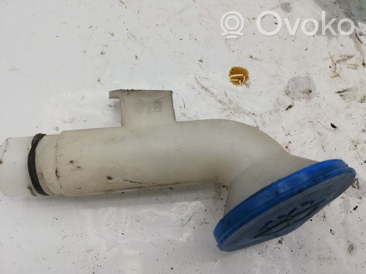 Honda CR-V Window washer liquid tank fill tube NOCODE