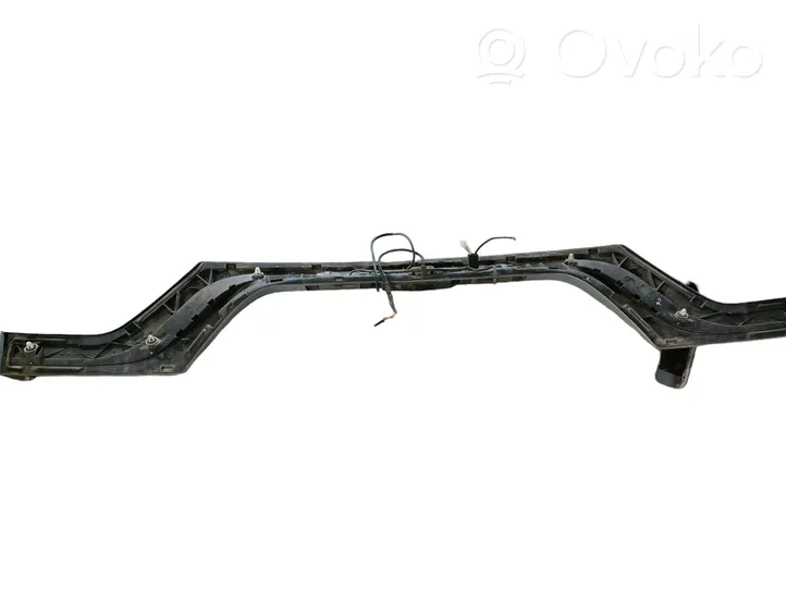 BMW X3 E83 Takaluukun rekisterikilven valon palkki 51137052452