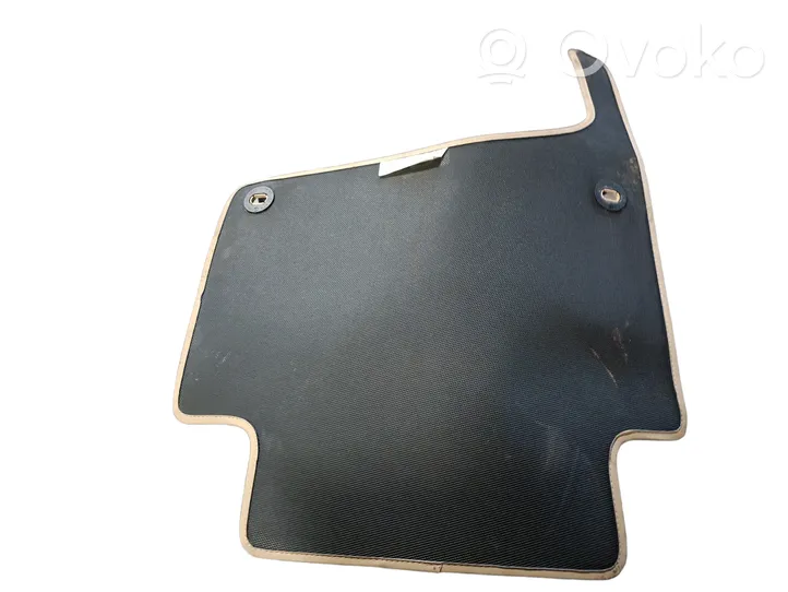 Volkswagen Touareg I Rear floor mat 7L6962478