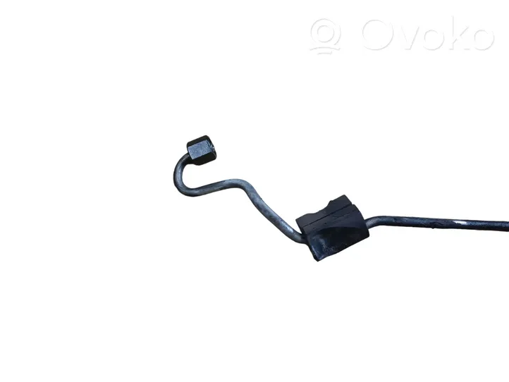 BMW X5 E70 Fuel injector supply line/pipe 