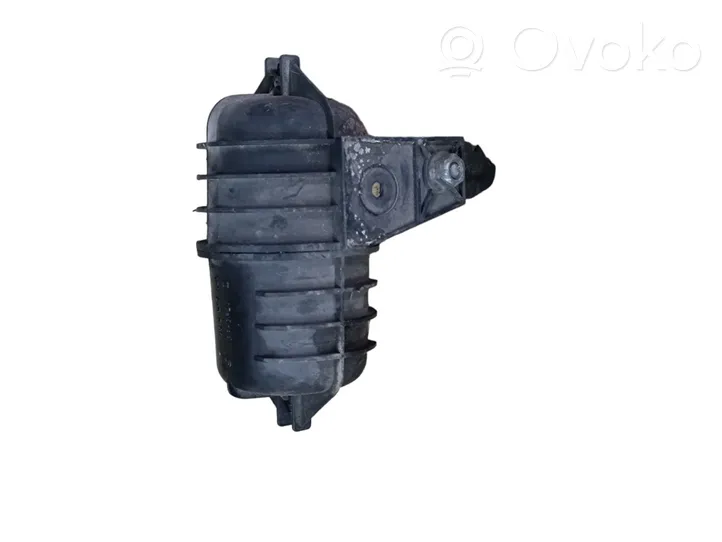 BMW 5 E39 Vacuum air tank 11652247620