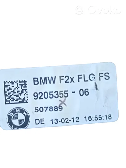 BMW 1 F20 F21 Boczna kratka nawiewu deski rozdzielczej 920535506