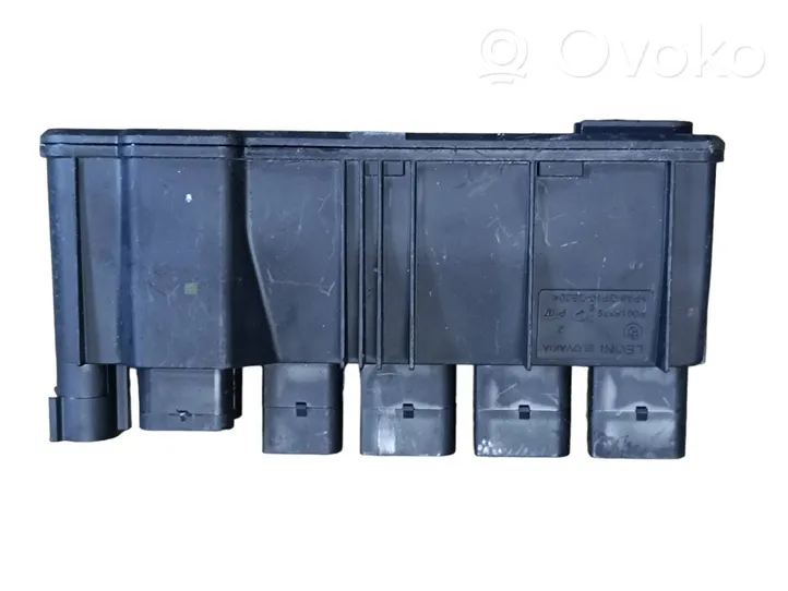 BMW 2 F22 F23 Barošanas vadības bloks 8638551