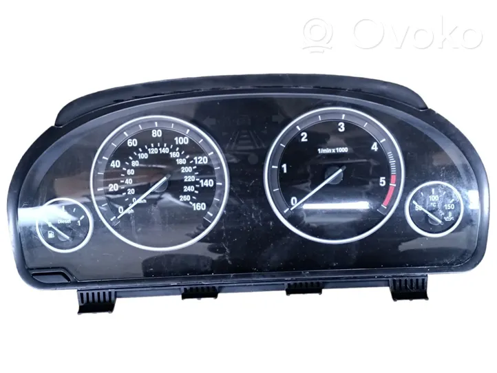 BMW 5 F10 F11 Speedometer (instrument cluster) 92276116