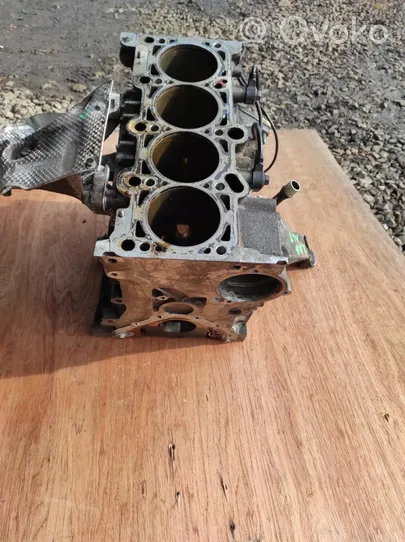 Audi A4 S4 B6 8E 8H Engine block 06B103019N