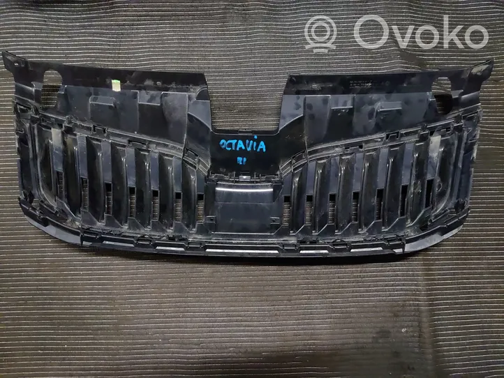 Skoda Octavia Mk3 (5E) Grille de calandre avant 