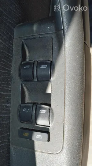 Audi A6 S6 C4 4A Elektrisko logu slēdzis 