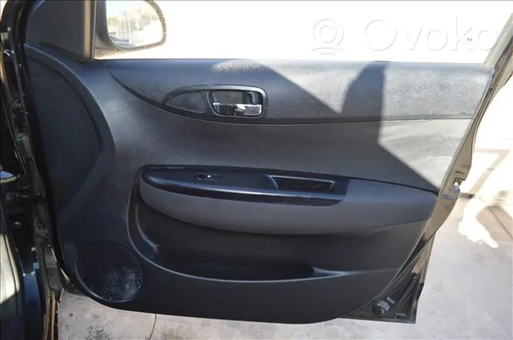 Hyundai i20 (PB PBT) Front door card panel trim 