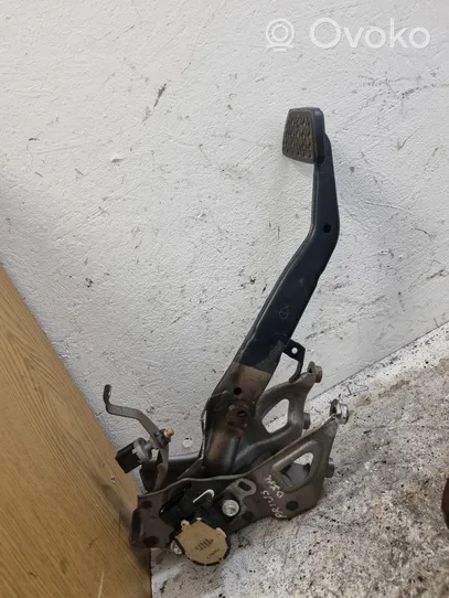 Toyota Prius (XW20) Brake pedal 8951047010