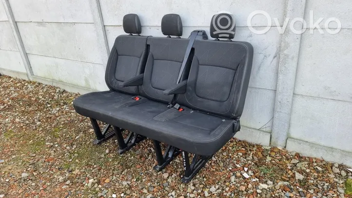 Opel Vivaro Set sedili 