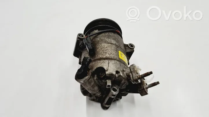 Ford Focus Ilmastointilaitteen kompressorin pumppu (A/C) CV61-19D629-FE