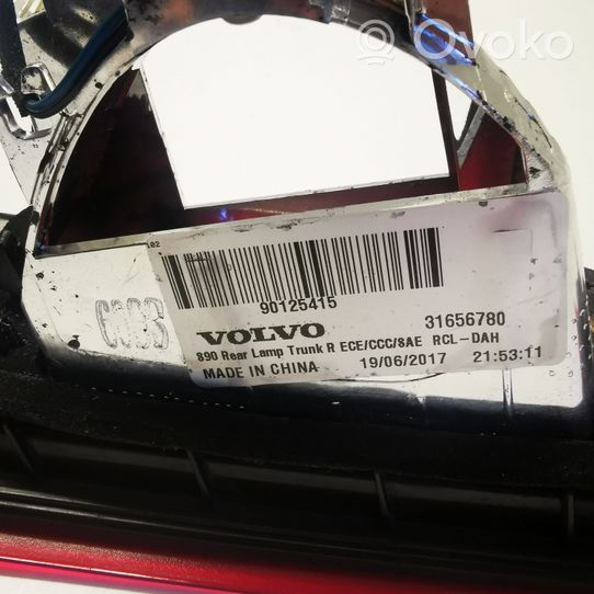 Volvo S90, V90 Takaluukun takavalot 31656780