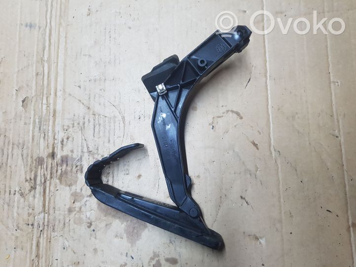 Mercedes-Benz S W140 Accelerator throttle pedal 1403011120