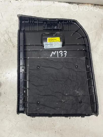 BMW X5 E70 seitliche Verkleidung Kofferraum 15671812