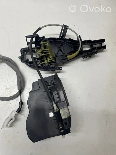 BMW X5 E70 Rear door lock 7202147