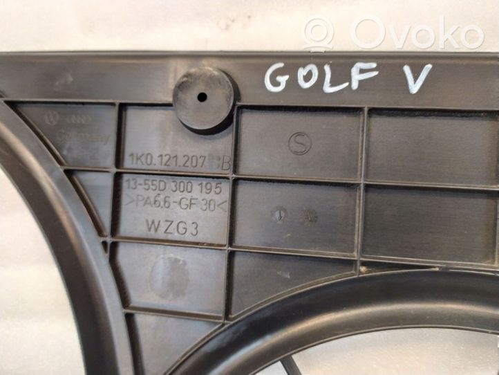 Volkswagen Golf V Osłona wentylatora chłodnicy 1K0121207