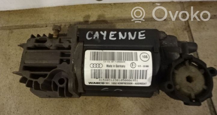 Porsche Cayenne (92A) Compressore/pompa sospensioni pneumatiche 