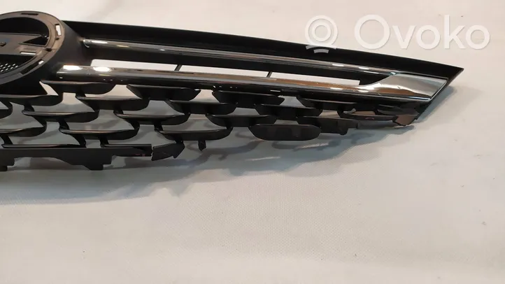 Opel Astra K Front grill 