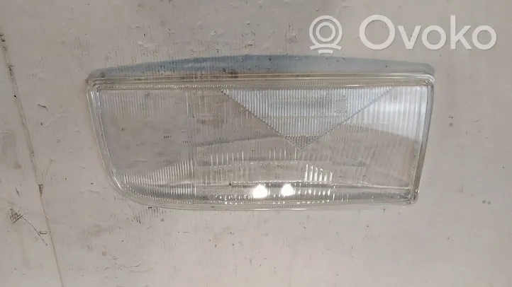 Mercedes-Benz Actros Couvercle de lentille de phare 1305623325