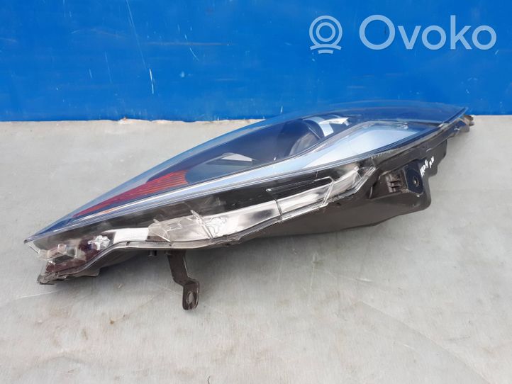 Toyota Aygo AB40 Lampa przednia 0H17