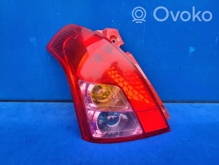 Suzuki Swift Lampa tylna 5696S1R