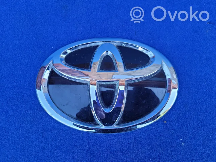 Toyota Aygo AB40 Emblemat / Znaczek tylny / Litery modelu 745310H090