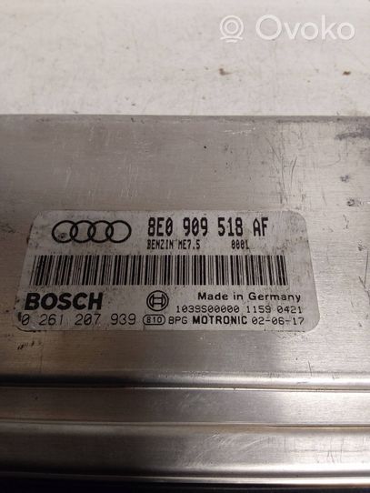 Audi A4 S4 B6 8E 8H Moottorin ohjainlaite/moduuli 8E0909518AF