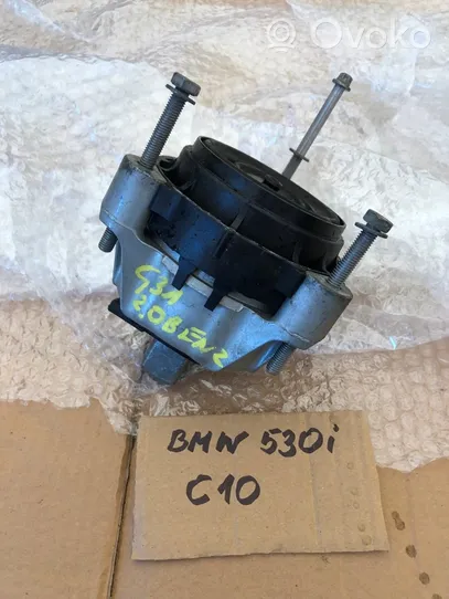 BMW 5 G30 G31 Support de moteur, coussinet 2789873