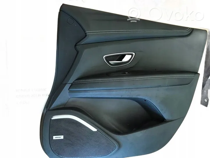 Renault Scenic IV - Grand scenic IV Front door card panel trim 