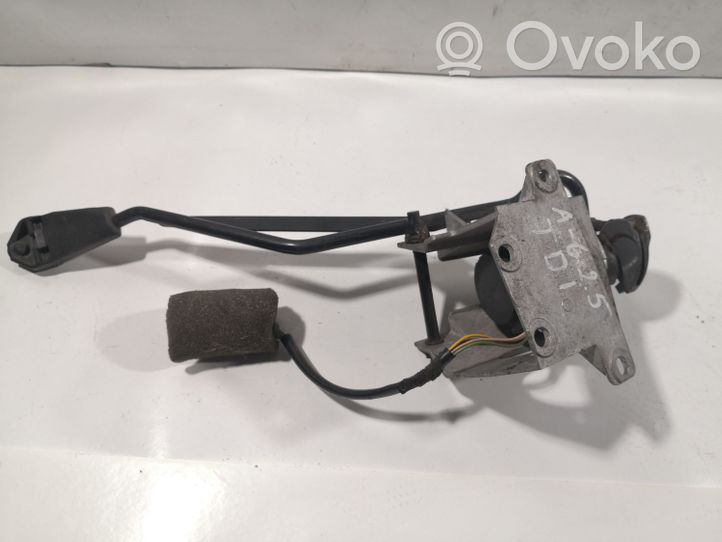 Audi A6 S6 C5 4B Sensore posizionamento del pedale dell’acceleratore 028907475B