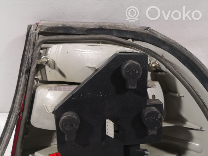 Opel Vectra B Galinis žibintas kėbule 90568047