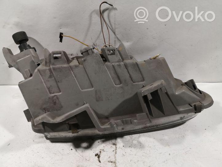 Renault Laguna I Faro delantero/faro principal 13996500