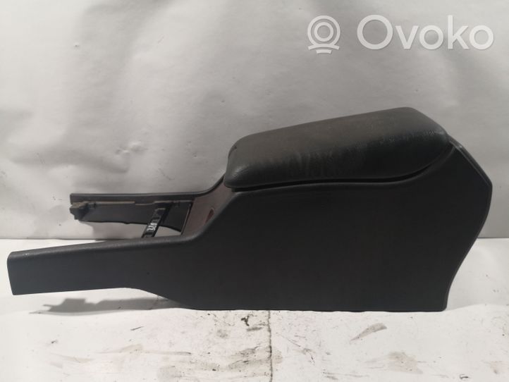 Mercedes-Benz E W210 Bracciolo E9300411