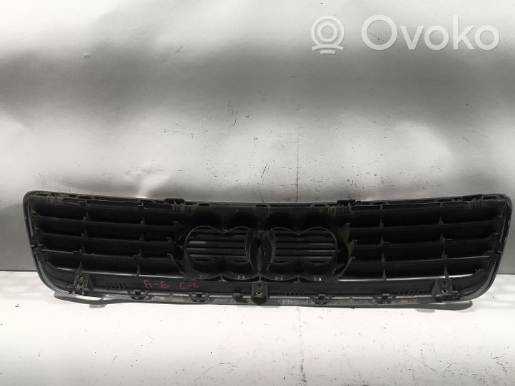 Audi A6 S6 C4 4A Maskownica / Grill / Atrapa górna chłodnicy AD0700602