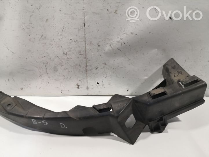 Volkswagen PASSAT B5 Staffa di rinforzo montaggio del paraurti anteriore 3B0807050D