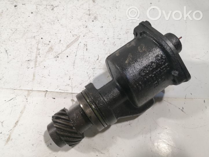 Volkswagen Sharan Alipainepumppu 028207A