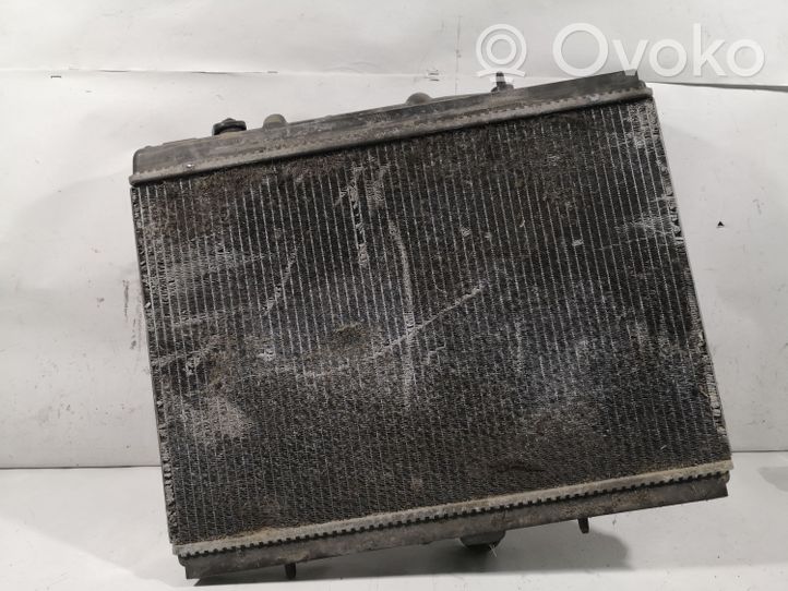 Peugeot 406 Radiateur de refroidissement 865654T