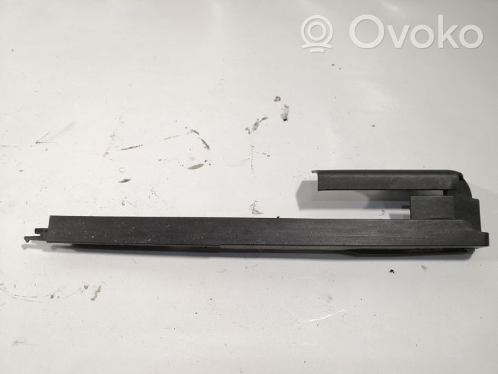 Audi A4 S4 B6 8E 8H Garniture rail de siège passager avant 8E0881478B