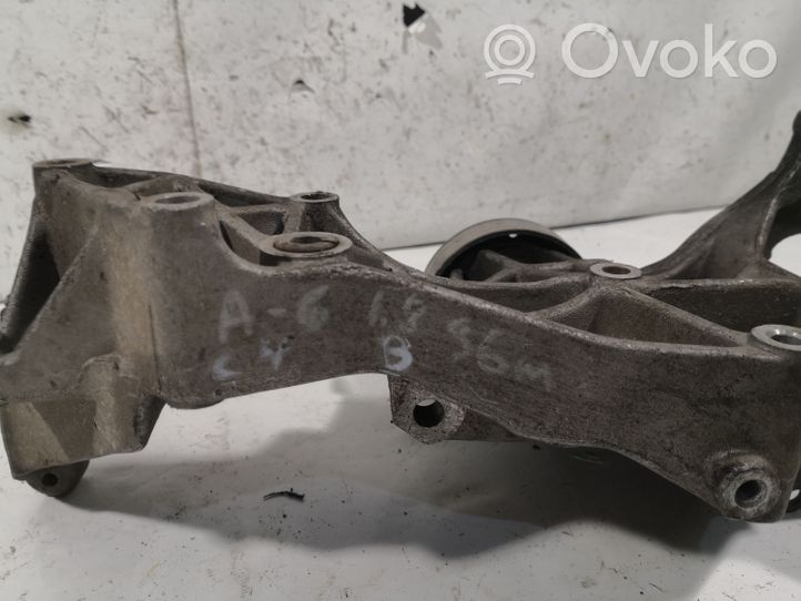 Audi A6 S6 C4 4A Support de générateur / alternateur 058145523E