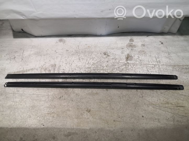 Volkswagen Touareg I Copertura modanatura barra di rivestimento del tetto 7L6860184F