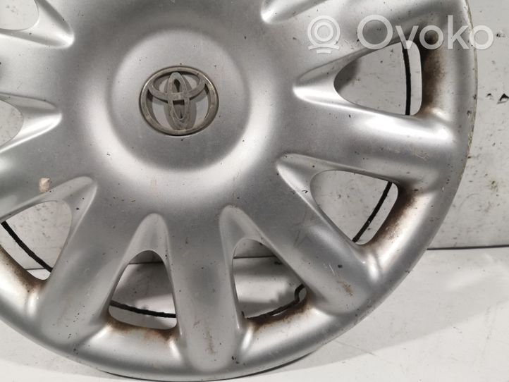 Toyota Avensis T220 Mozzo/copricerchi/borchia della ruota R15 4260205050